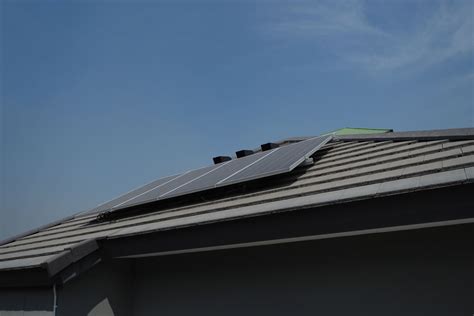 Avis Kit Solaire 2024 : Test, meilleur modèle et efficacité .
